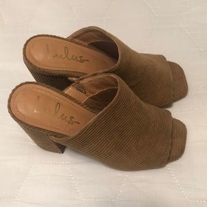 Lulus heels